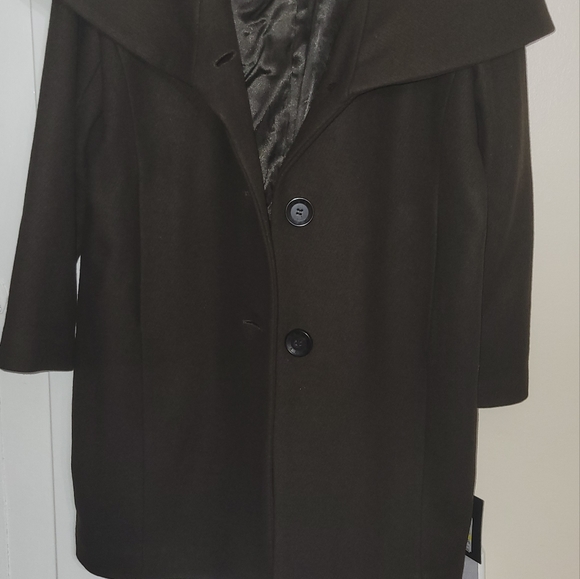 DKNY Shawl-Collar Hooded Walker Moss Coat - Picture 3 of 6